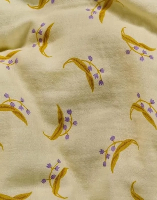 3---lily_melody_duvet_cover_lemon_yellow_101743_592_lr_d1_p_4