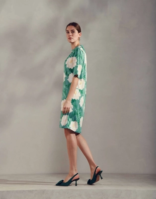 4---caro_dorothea_nightdress_short_sleeve_soft_teal_101777_661_lr_s2_p