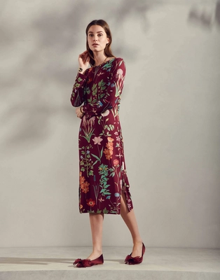 5---titia_marigold_nightdress_long_sleeve_burgundy_101787_275_lr_s3_p