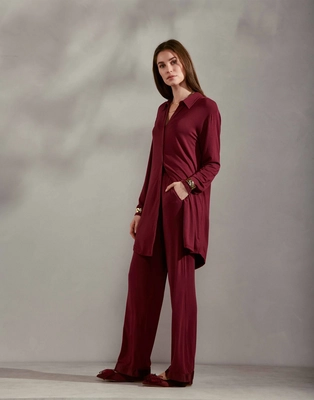 4---nora_uni_trousers_long_burgundy_101795_275_lr_s2_p