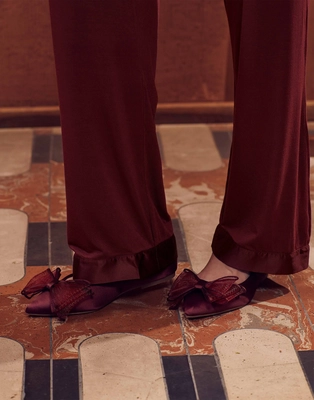 8---nora_uni_trousers_long_burgundy_101795_275_lr_d1_p