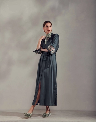 3---evi_veronique_kimono_slate_grey_101808_662_lr_s1_p