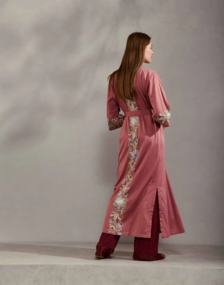 5---evi_veronique_kimono_mauve_101808_293_lr_s2_p