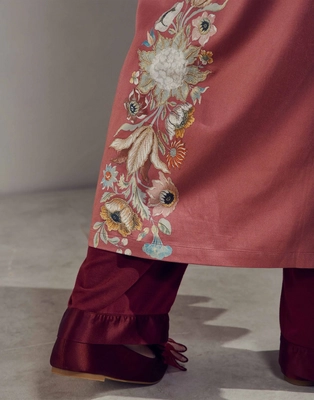 7---evi_veronique_kimono_mauve_101808_293_lr_d1_p