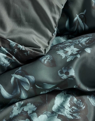 2---florice_duvet_cover_balsam_green_101848_668_lr_d1_p