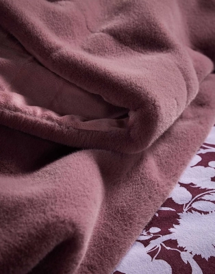 3---rosie_duvet_cover_purple_heather_101850_666_lr_d2_p