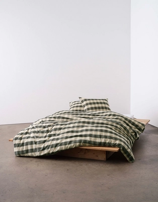 4---hillan_duvet_cover_black_101294_105_lr_s2_p