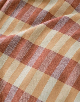 2---hillan_duvet_cover_dark_coral_101294_670_lr_d2_p