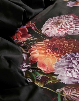 3---bouquet_duvet_cover_anthracite_101868_100_lr_d2_p_1