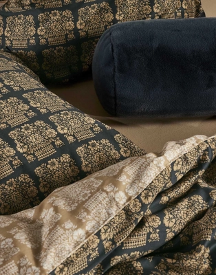 4---luz_duvet_cover_slate_grey_101874_662_lr_d3_p
