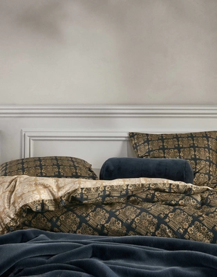 7---luz_duvet_cover_slate_grey_101874_662_lr_s3_p