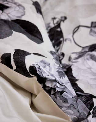 3---Floor_Duvet_cover_Vanilla_101300_292_LR_D2_P
