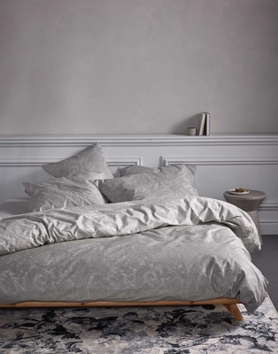 6---fabrice_duvet_cover_cloud_grey_101892_641_lr_s2_p