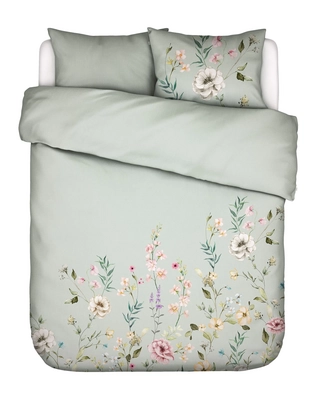 4---romee_duvet_cover_sage_green_101915_354_lr_p21_p