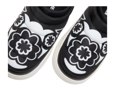3---moon-boot-park-soft-flower-print-black-sneakers_23538471_54573059_1000-_no-bg