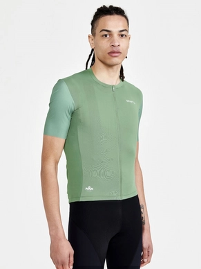 2---1910535-812000_Adv Aero Jersey M_Closeup1