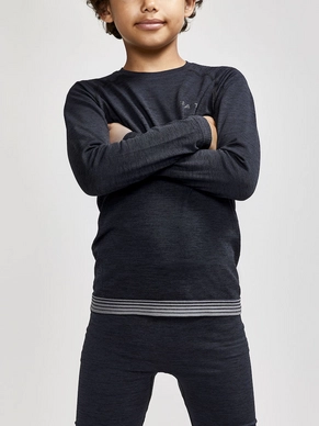 2---1911233-999000_CORE Dry Active Comfort LS JR_Closeup1