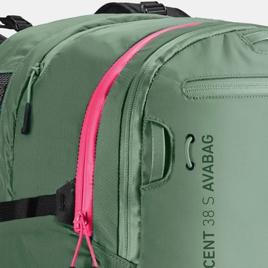 2---AVABAG-ASCENT-38-S-AVABAG-46105-green-isar-HiRes_01
