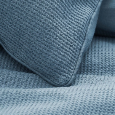 2---ELVOR_SMOKE_BLUE_DETAIL_LR