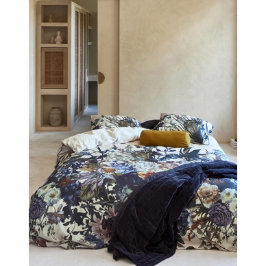 2---Eleanor_Duvet_cover_Silk_100192_481_LR_S2_P