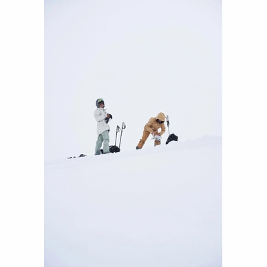 2---Houdini_Womens-Shell-layers_pants-jacket-for-skiing