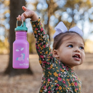 2---K12CNSIPPY-UN-kids_bottle_unicorn_lifestyle_1024x