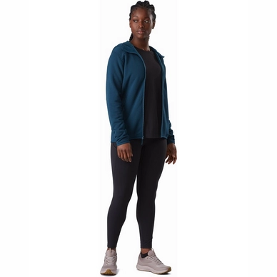 2---Kyanite-AR-Hoody-Women-s-Timelapse-Full-View