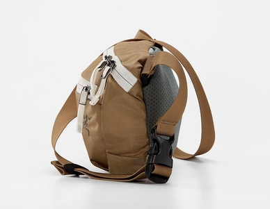 2---Mantis-1-Waistpack-Loamix-Side-View-Left
