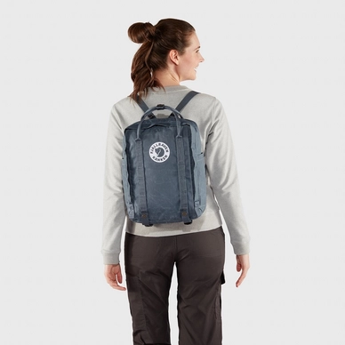 2---Tree-Kanken_23511-551_C_MODEL_FJR