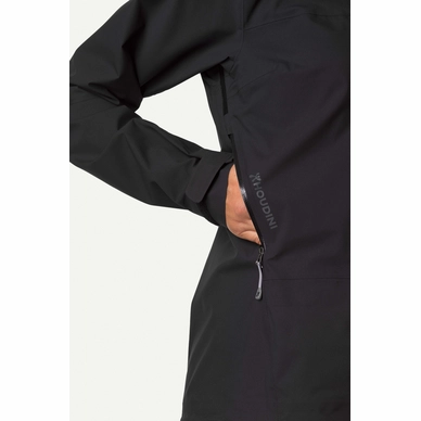 2---Ws-BFF-Jacket_True-Black_146394_900_DET_1001_c_low