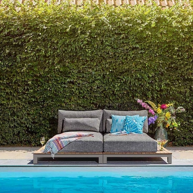 2---daybed_suns_evora_mw_softgrey_mood_2500