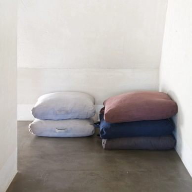 2---napoli_vintage-floor_cushion-july2016-01