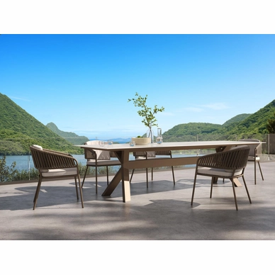 2---2023 Borek aluminium dekton Lexx 320 table bronze REM - aluminium belt Rob dining chair bronze wenge_preview