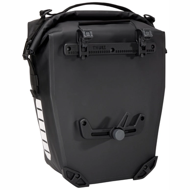 2---Small-Thule_Shield_TSP2122_Black_02_3204916