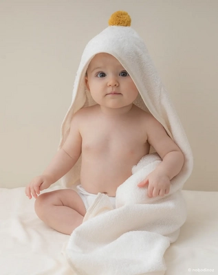 5---so-cute-baby-bath-cape-natural-nobodinoz-2-2000000107783