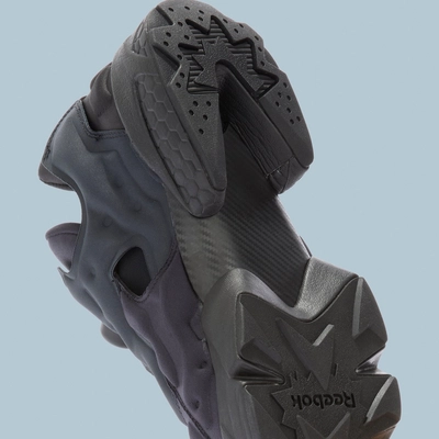 reebok-ltd-instapump-silver-sneakers_23357124_55654092_2048