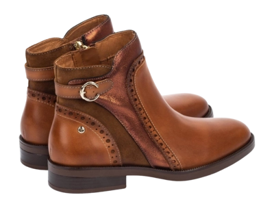 30-W3C-8553C1_250_Pikolinos_PUERTOLLANO_BRANDY_full-_no-bg