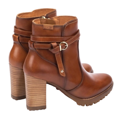 30-W7M-8806_250_Pikolinos_CONNELLY_BRANDY_full-_no-bg