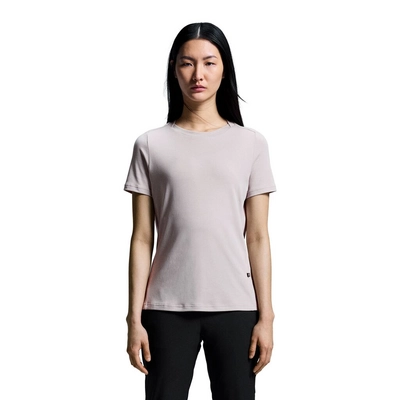 2---Small JPEG-1WE11861927-focus-t-fw24-fade-w-1x1-tr-PLP