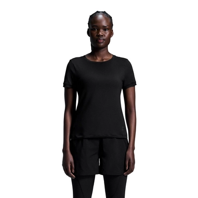 2---Small JPEG-1WE30380553-movement-t-fw24-black-w-1x1-tr-PLP