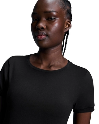 6---Small JPEG-1WE30380553-movement-t-fw24-black-w-4x5-tr-g4