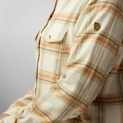 8---ovik_heavy_flannel_shirt_w_86999-113-196_f_model_fjr