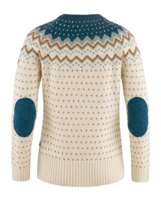 2---7323450383909_fw18_a_oevik_knit_sweater_w_21-_no-bg