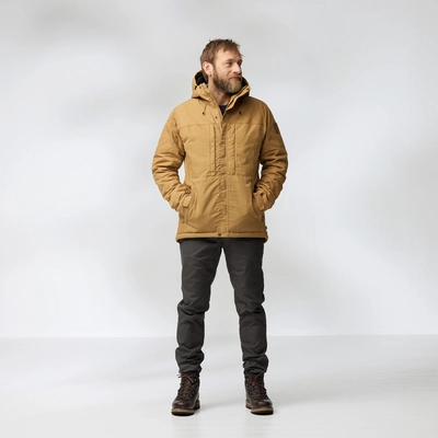 3---skogso_padded_jacket_m_82279-232_c_model_fjr