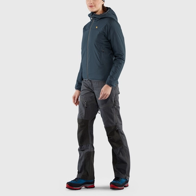f89864_ss20_srqz_bergtagen_lite_insulation_jkt_w_fjaellraeven_21
