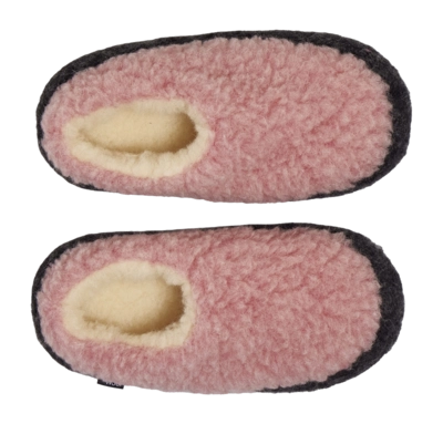 The Nordic Low - Flamingo Pink_Charcoal Black - top view-_no-bg