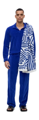 2---aHR0cHM6Ly9vYXMuY2VudHJhY2RuLm5ldC9jbGllbnQvZHluYW1pYy9pbWFnZXMvMTIzMl80NWQwM2Q4MjZjLWF6dXItdmVsb3VyLXBhbnRzLTUwMTItMDQtZi0wMDEtb3JpZ2luYWwuanBn-_no-bg