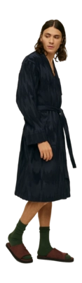 5---aHR0cHM6Ly9vYXMuY2VudHJhY2RuLm5ldC9jbGllbnQvZHluYW1pYy9pbWFnZXMvMTE3MV85YTUzYTEyMjU2LTAzXzgwMDItMjVfZ2xpdGNoLXJvYmVfMy1vcmlnaW5hbC5qcGc=-_no-bg