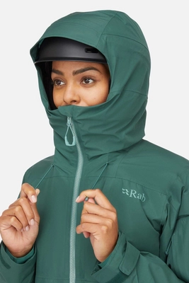 9---womens_khroma_volition_jacket_greenslate_qio_81_gns_model_detail_10