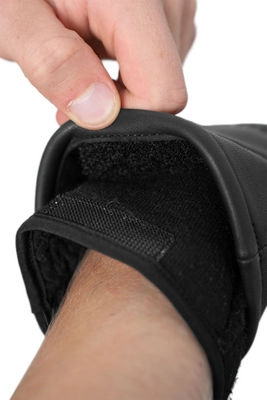 3---Reusch Sense 6405139 7700 black 2